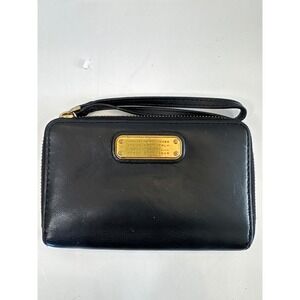 Marc by Marc Jacobs Black Leather Standard Supply Wristlet Wallet Gold Hardware